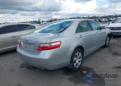 2007 Toyota Camry Le z USA, uszkodzony, nr VIN 4T1BE46K47U634419